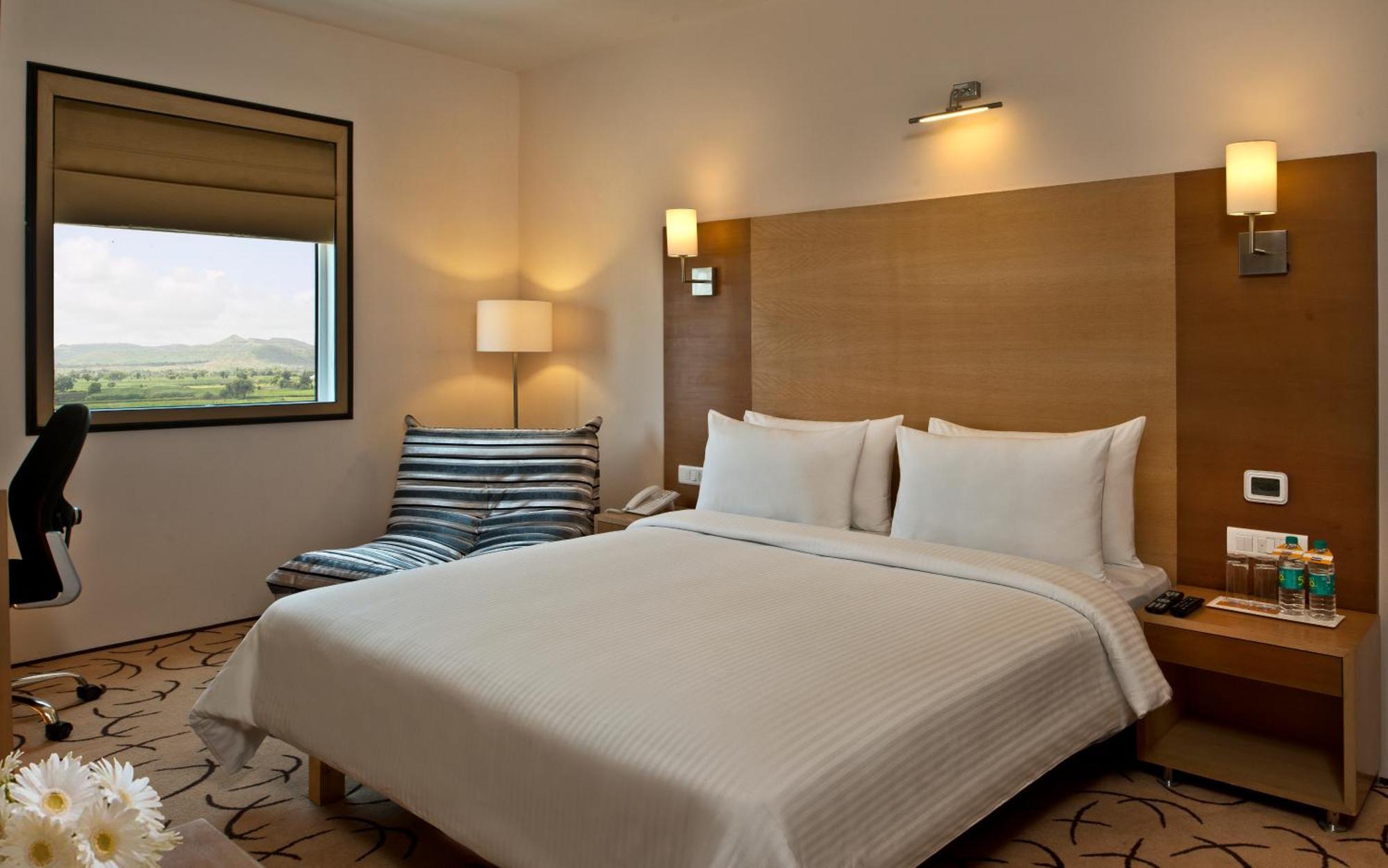 Red Fox By Lemon Tree Hotels, Bhiwadi Ngoại thất bức ảnh