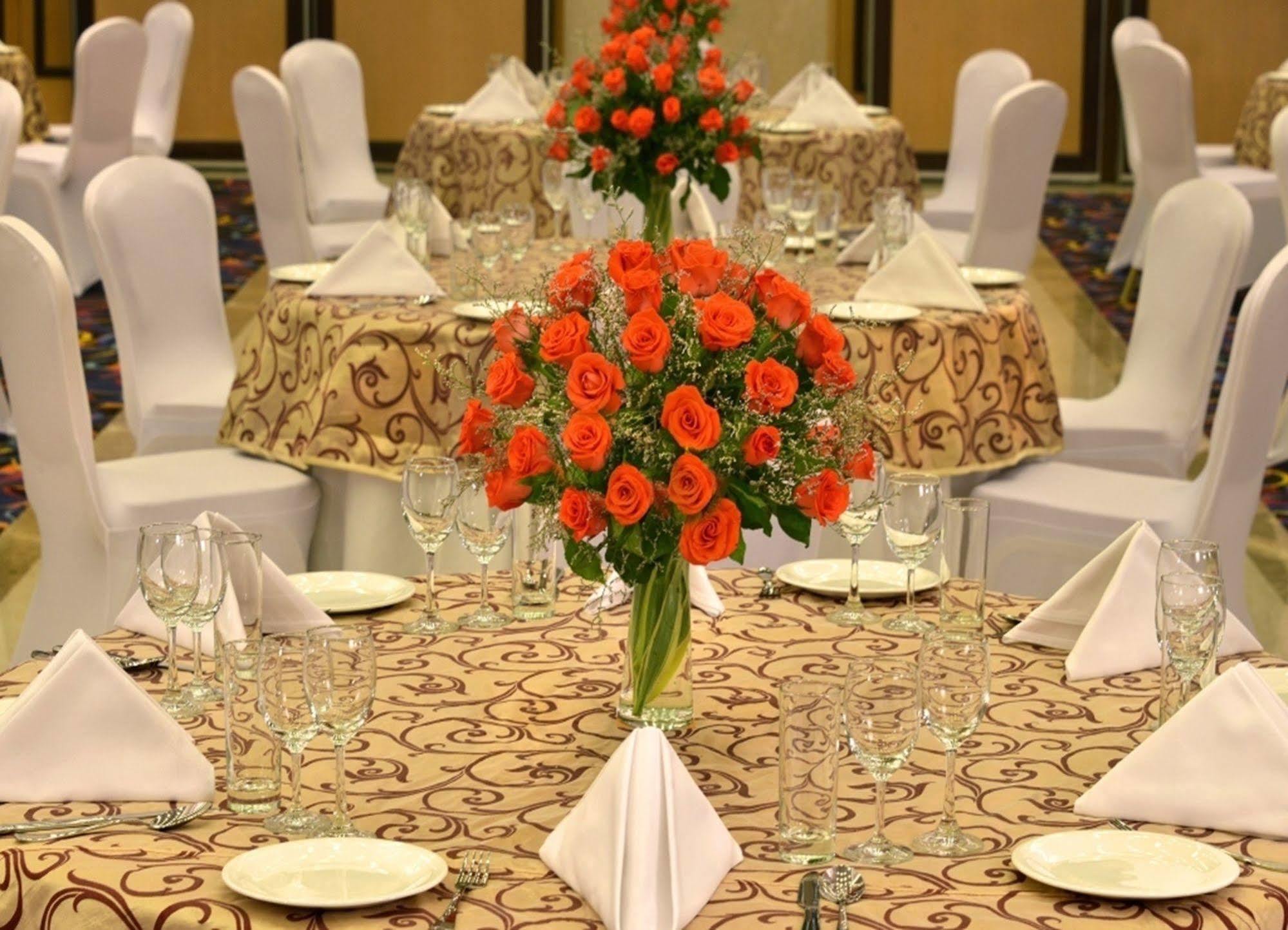 Red Fox By Lemon Tree Hotels, Bhiwadi Ngoại thất bức ảnh